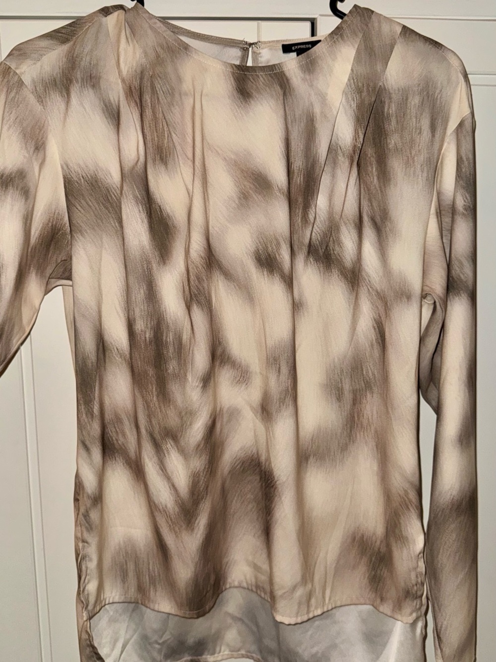 Express Brush-Stroke Long Sleeve Top in Cream and Brown